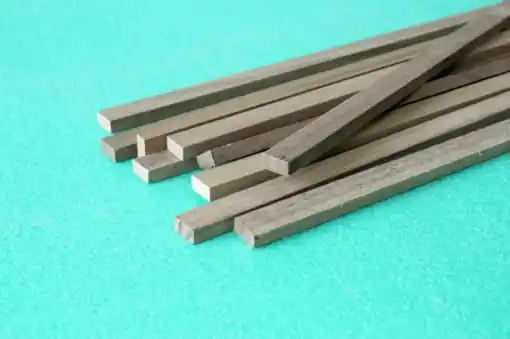 Bagheta dreptunghiulara nuc 3 x 6 x 1000 mm Ofertă de sezon