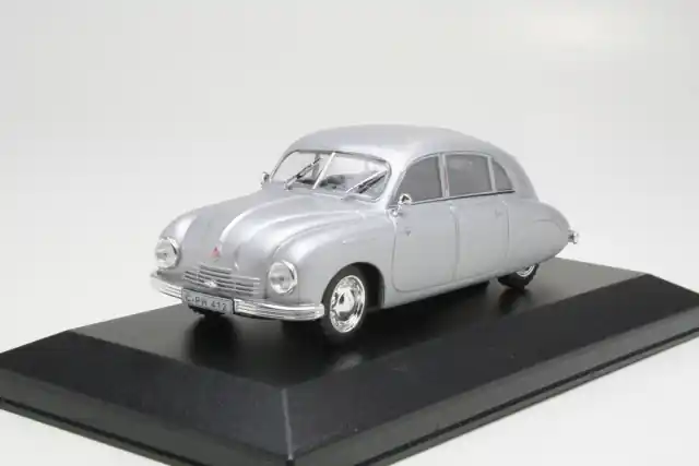Vezi acum Macheta Tatra T600 argintiu replica metal 1 43