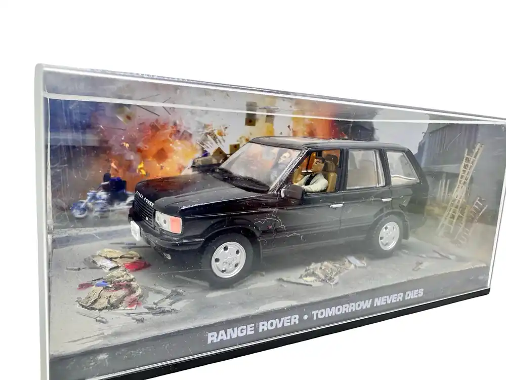 Macheta James Bond Range Rover Tomorrow Never Dies scara 1 43 Retur ușor