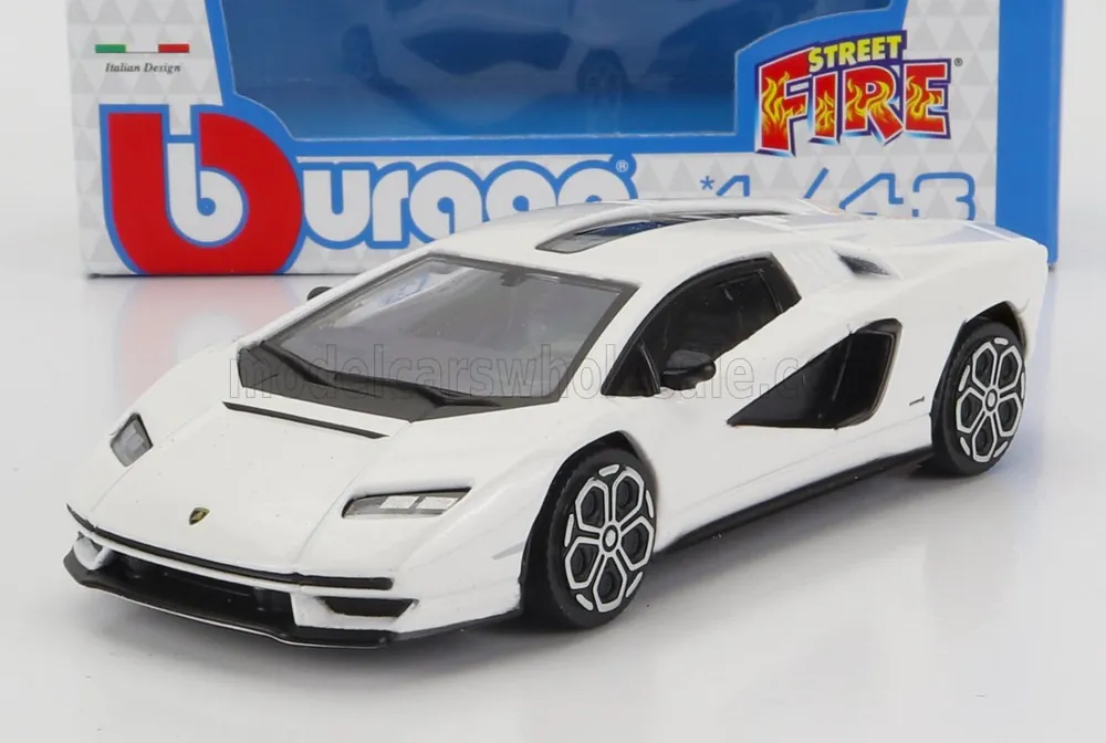 Macheta metalica BURAGO LAMBORGHINI 1 43 COUNTACH alb Noutate