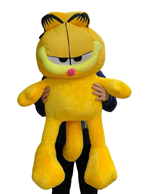 Ofertă limitată Plus gigant Garfield