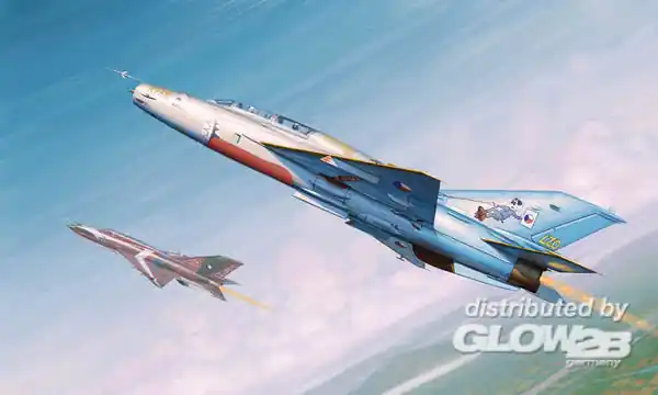 Trumpeter 02865 - 1 48 MiG-21UM Fighter Lichidare de stoc