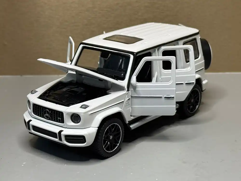 Premium Macheta auto Mercedes Benz AMG G63 G klass White