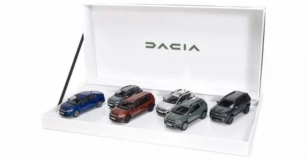 Macheta auto Dacia Set 6xModele Dacia new logo 2023, 1 43 Dealer edition Bestseller